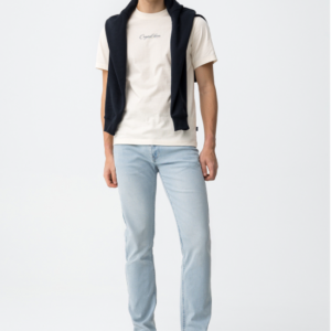 men light blue slim fit jeans – casual denim fashion uae & qatar